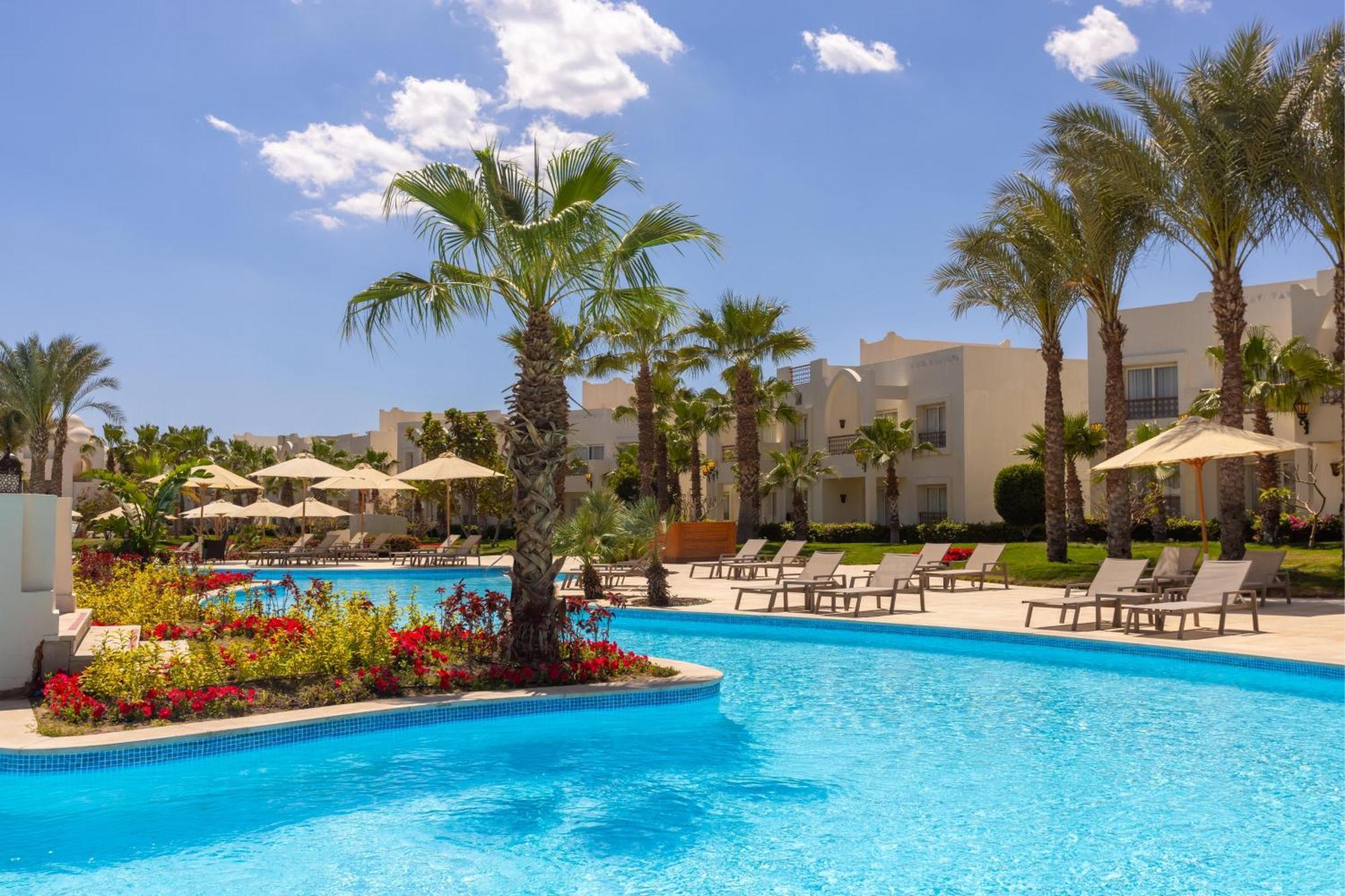 Swissotel Sheikh Collection Resort 5*